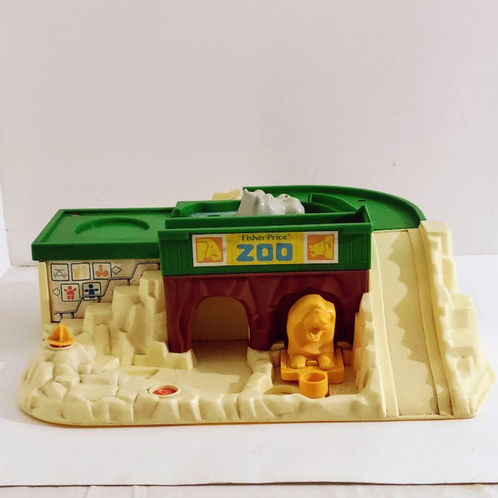 Fisher Price No# 916 1984 ZOO